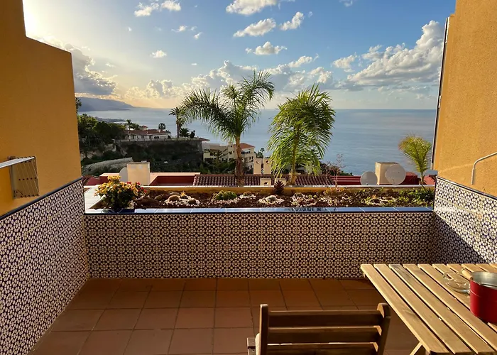 Appartamento Nomad's Nest - Sea View With Pool - Ideal For Vacation & Remote Work *